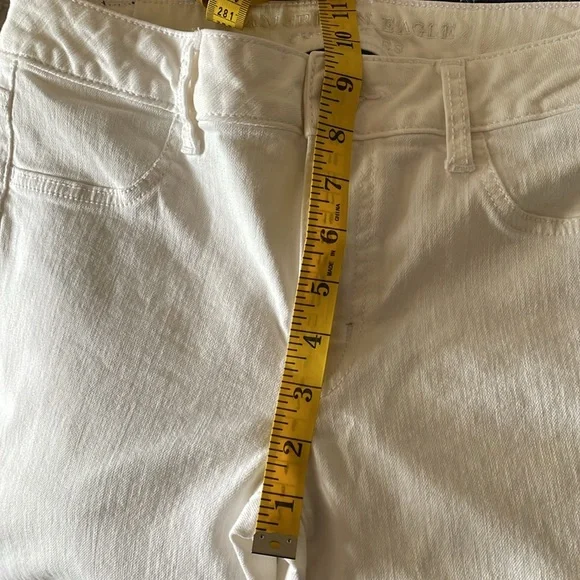 American Eagle Outfitters White Jeans - Picture 9 of 9